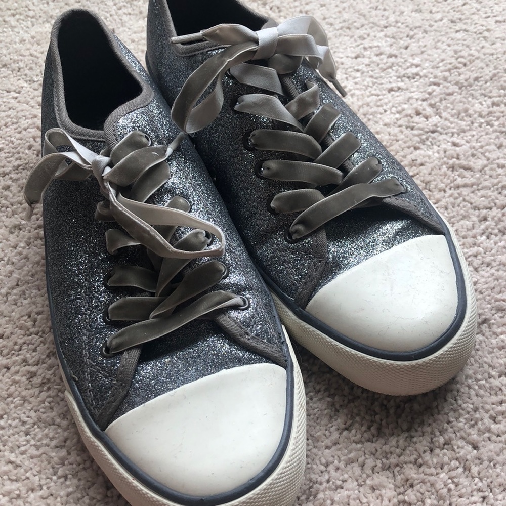 Sparkle lace up shoes